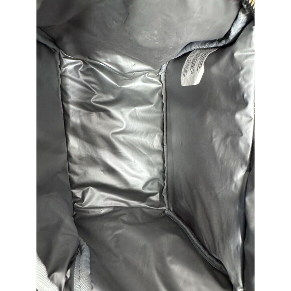 Betsey Johnson Multi-Color Tie Dye Floral Insulated Lunch Bag Tote With Strap - Picture 8 of 10